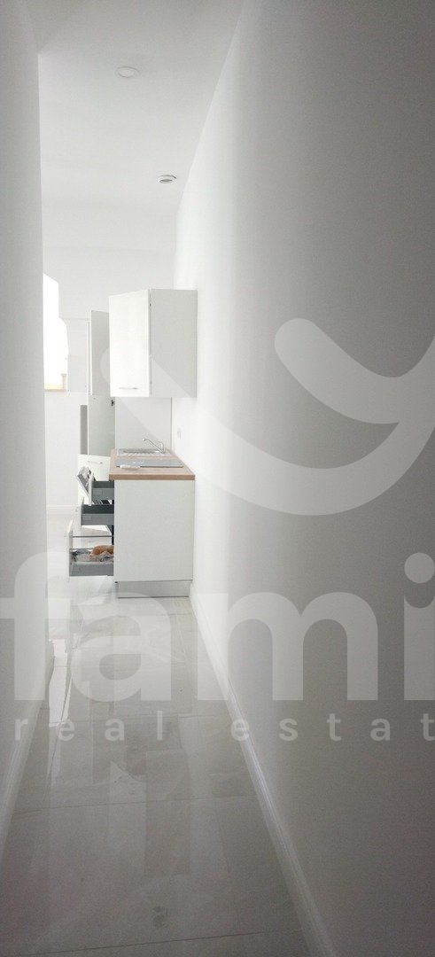 LIJEPA KOMPLETNO RENOVIRANA KUĆA U PULI