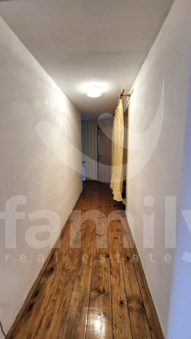 SCHÖNES HAUS MIT GARTEN UND GROßEM BAUPOTENZIAL