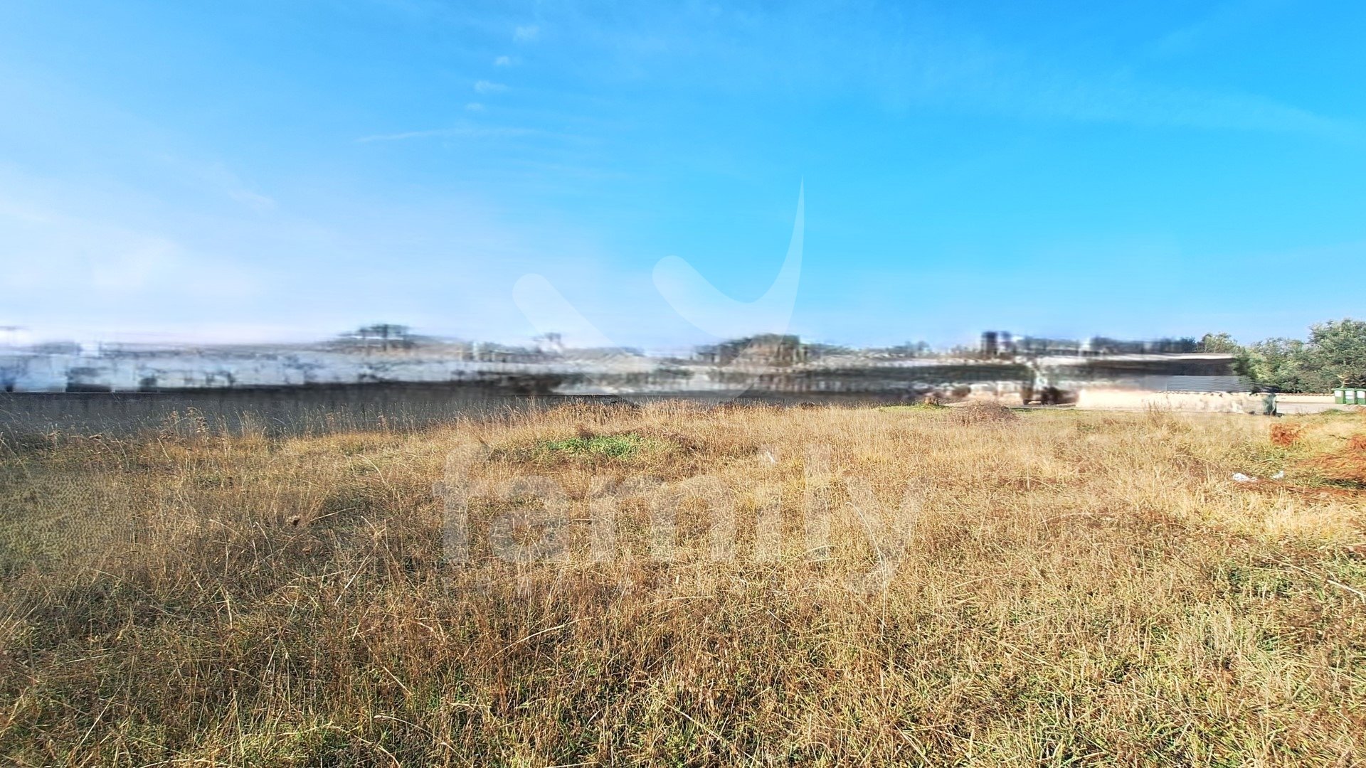 PRODAJA GRAĐEVINSKOG ZEMLJIŠTA STAMBENE NAMJENE U BLIZINI MORA