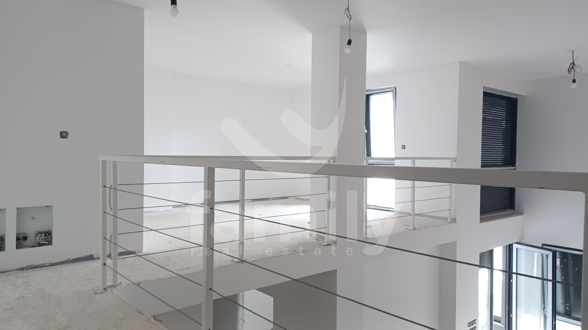 NEUES LUXUS-PENTHOUSE IN TOPLAGE