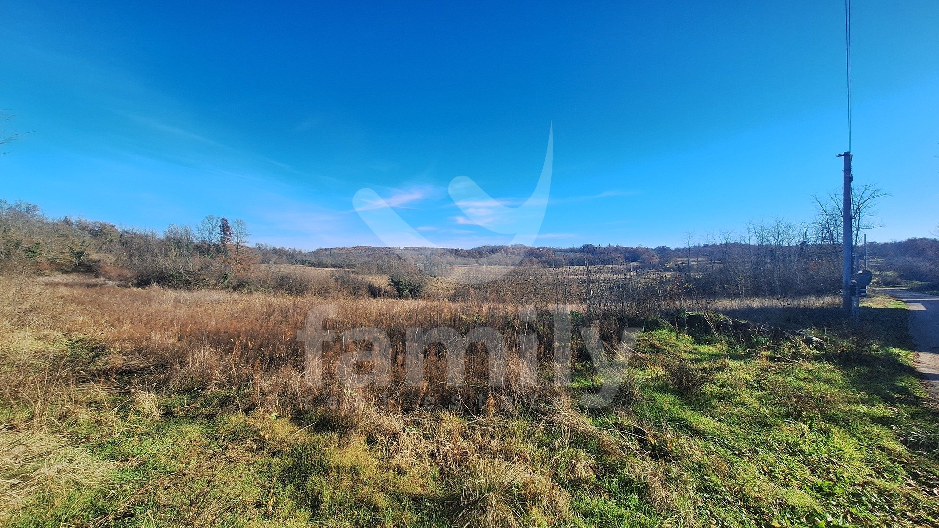 EXCLUSIVE SALE OF SPACIOUS BUILDING LAND