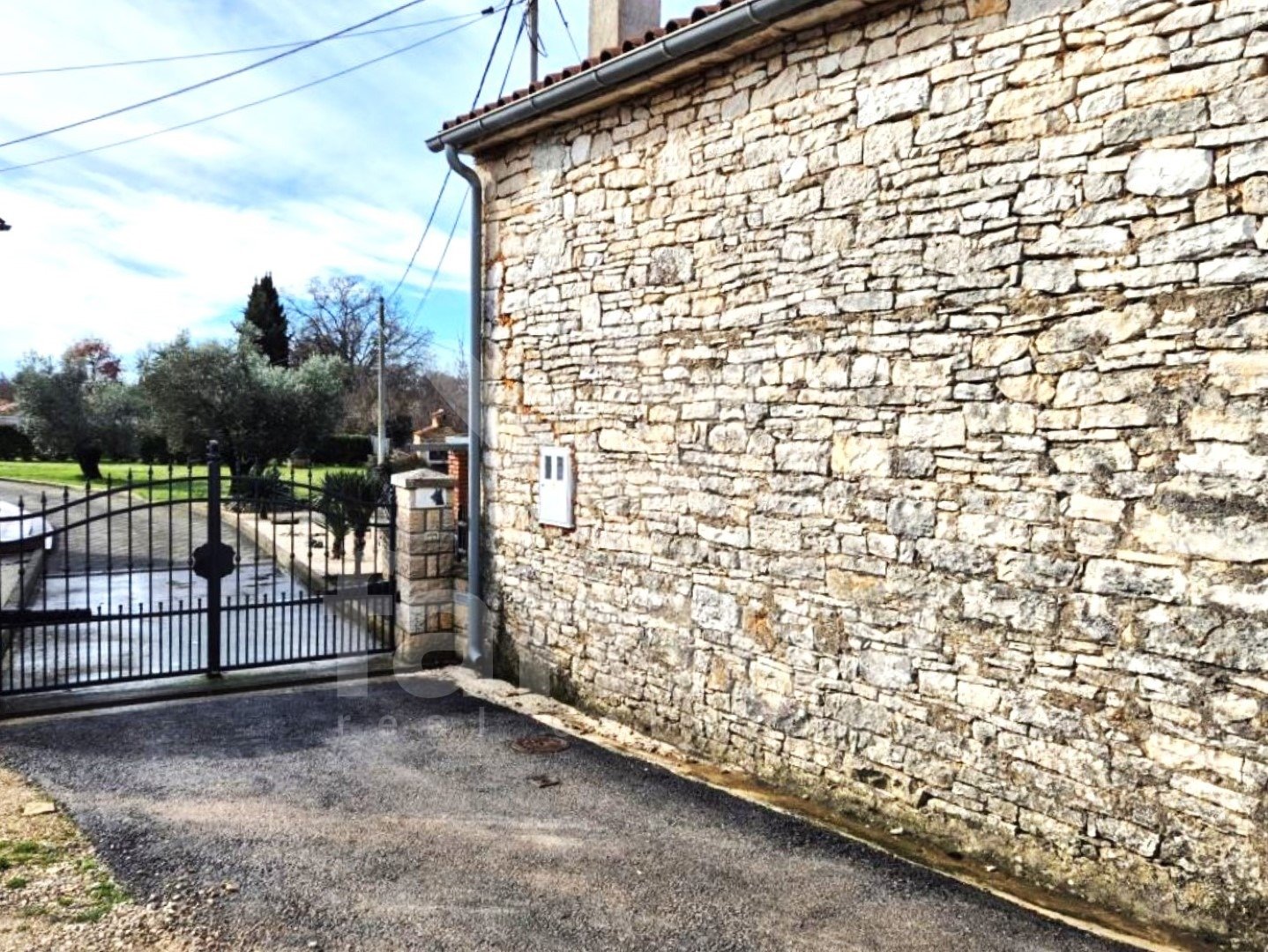 MEDITERRANEAN STONE HOUSE FOR SALE