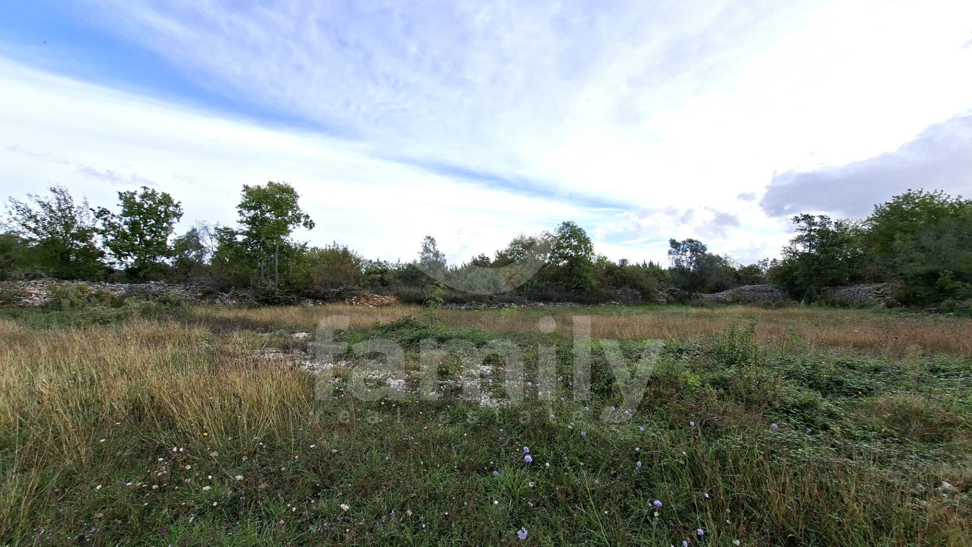 EKSKLUZIVNO POLJOPRIVREDNO ZEMLJIŠTE U VODNJANU