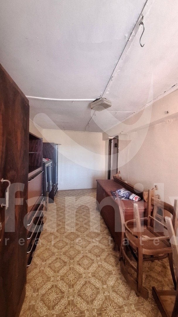 PRODAJA OBITELJSKE KUĆE U NIZU U OKOLICI VIŠNJANA