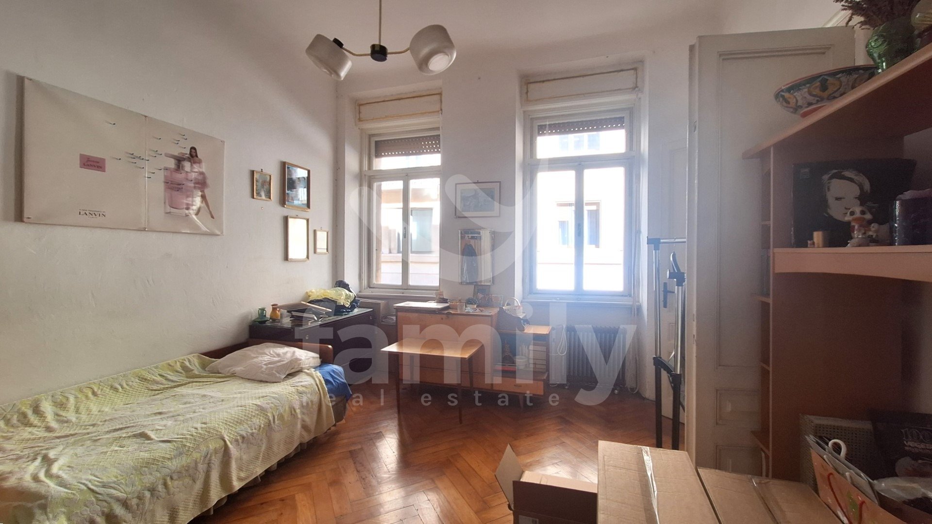 EXCLUSIVE FAMILY APARTMENT WITH HIGH POTENTIAL IN THE CENTER