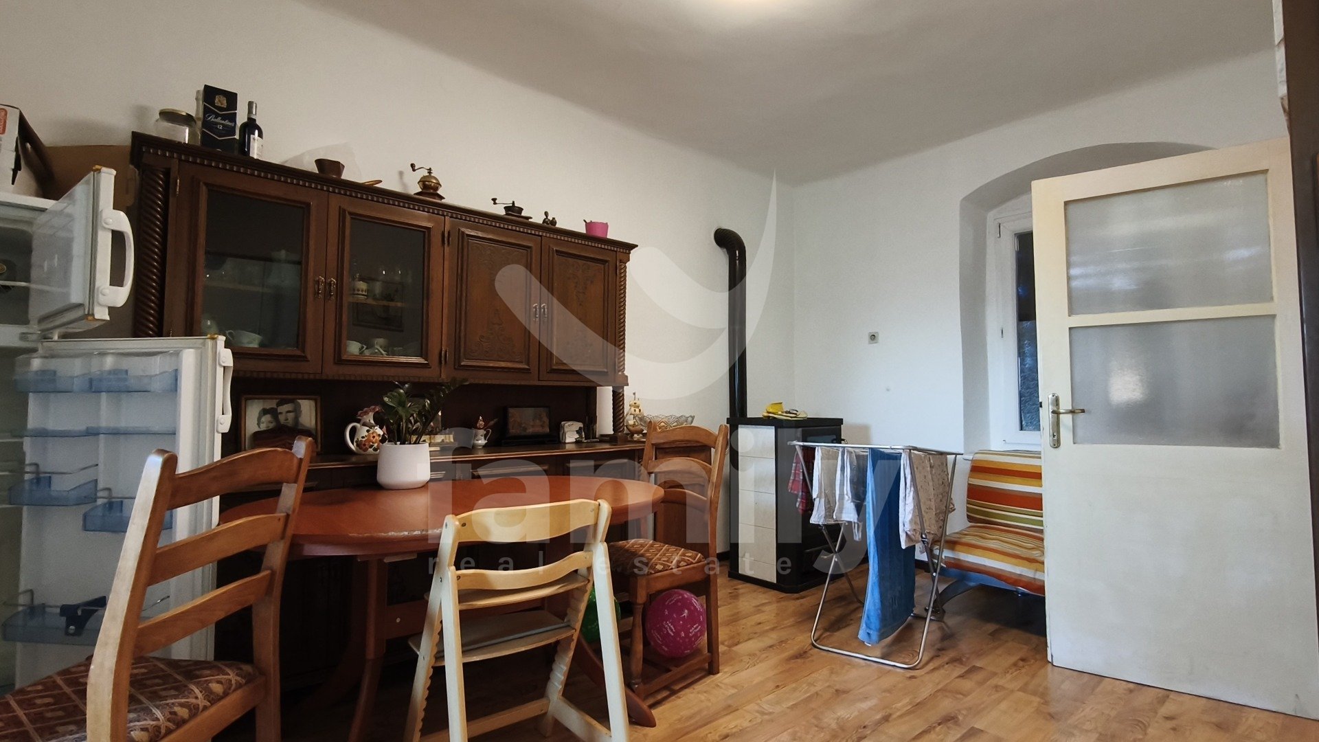 PRODAJA SAMOSTOJEĆE KUĆE NA TOP LOKACIJI