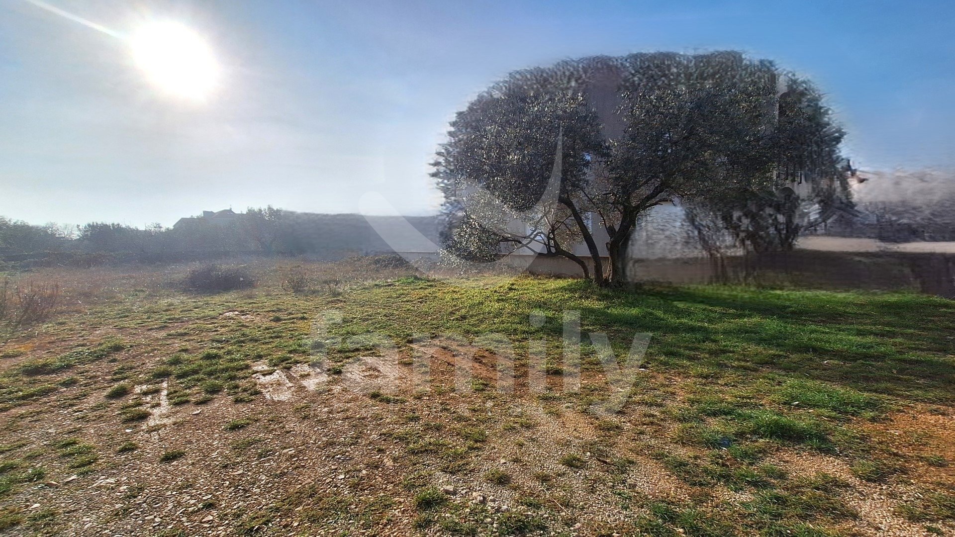 PRODAJA GRAĐEVINSKOG ZEMLJIŠTA STAMBENE NAMJENE U BLIZINI MORA