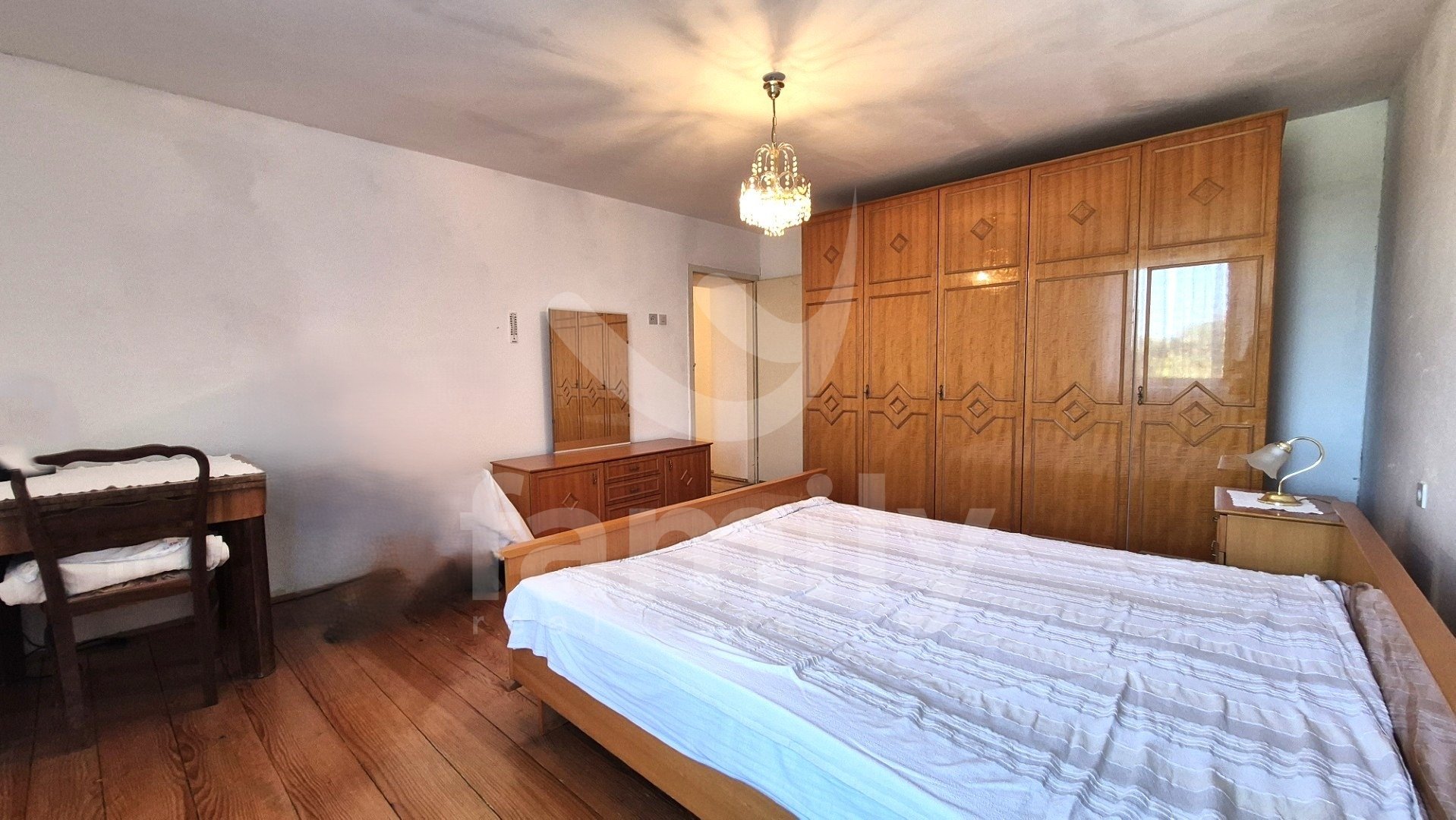 SCHÖNES HAUS MIT GARTEN UND GROßEM BAUPOTENZIAL