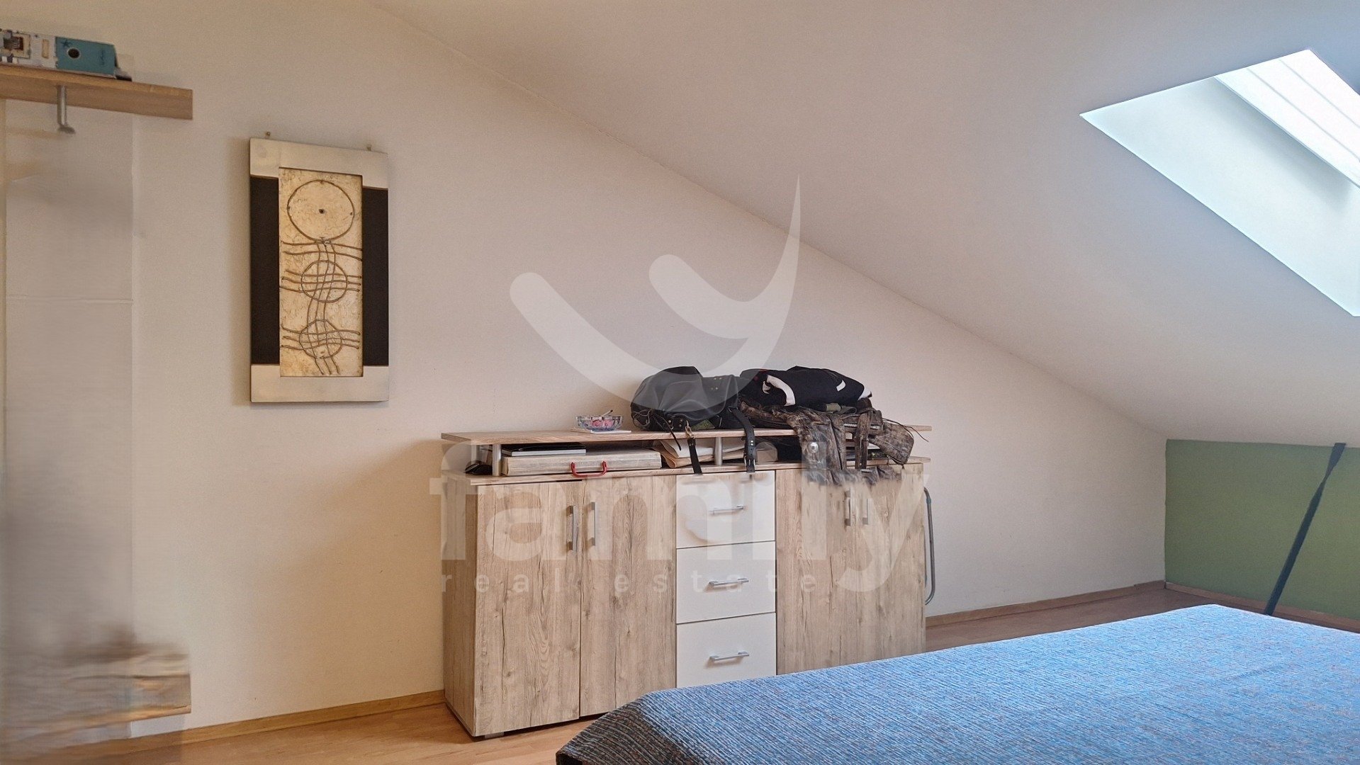 PRODAJA ŠARMANTNOG STANA U CENTRU PULE